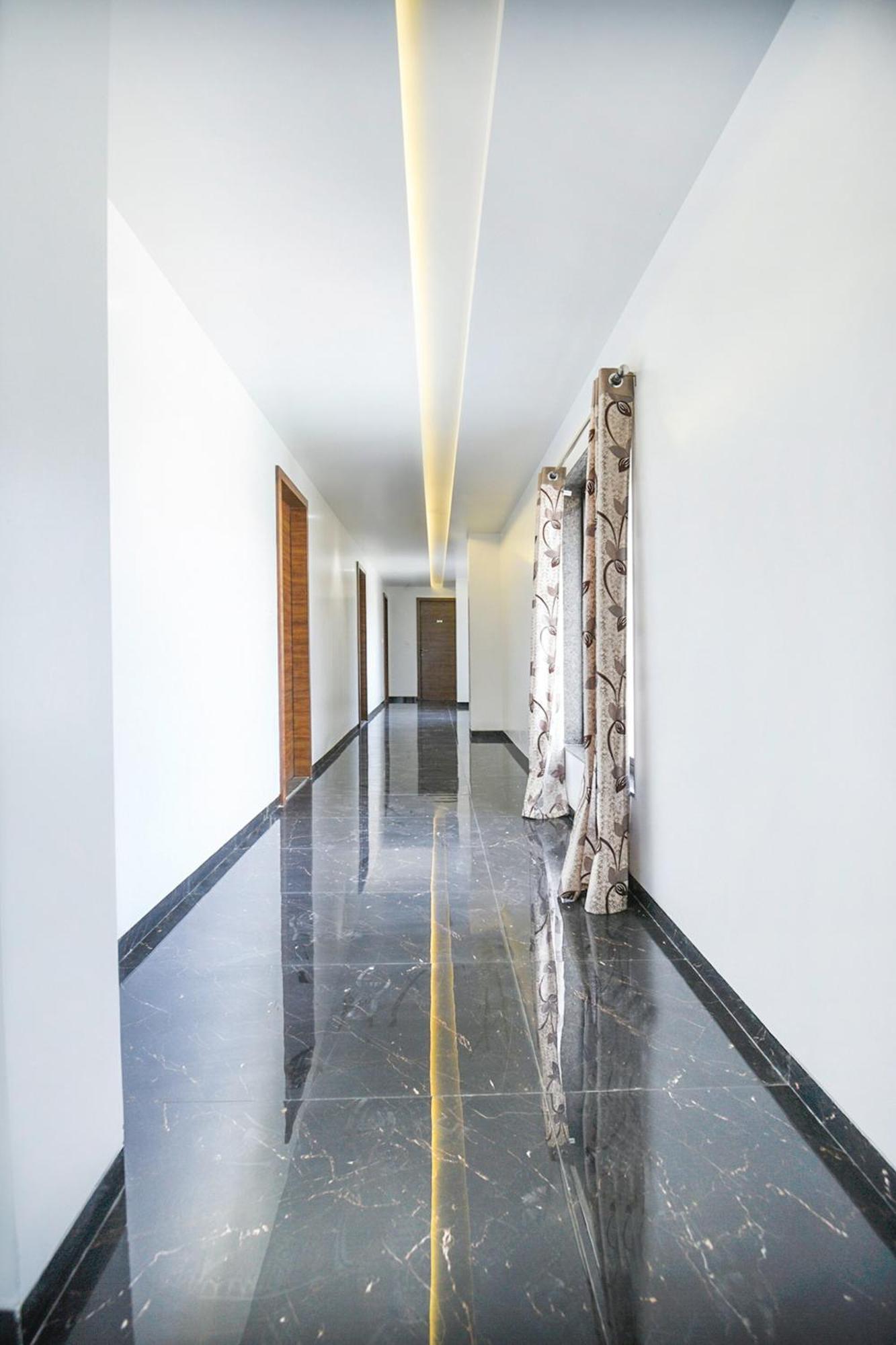 Oyo Flagship Hotel Shreeyash Executive Mangvadi Екстериор снимка