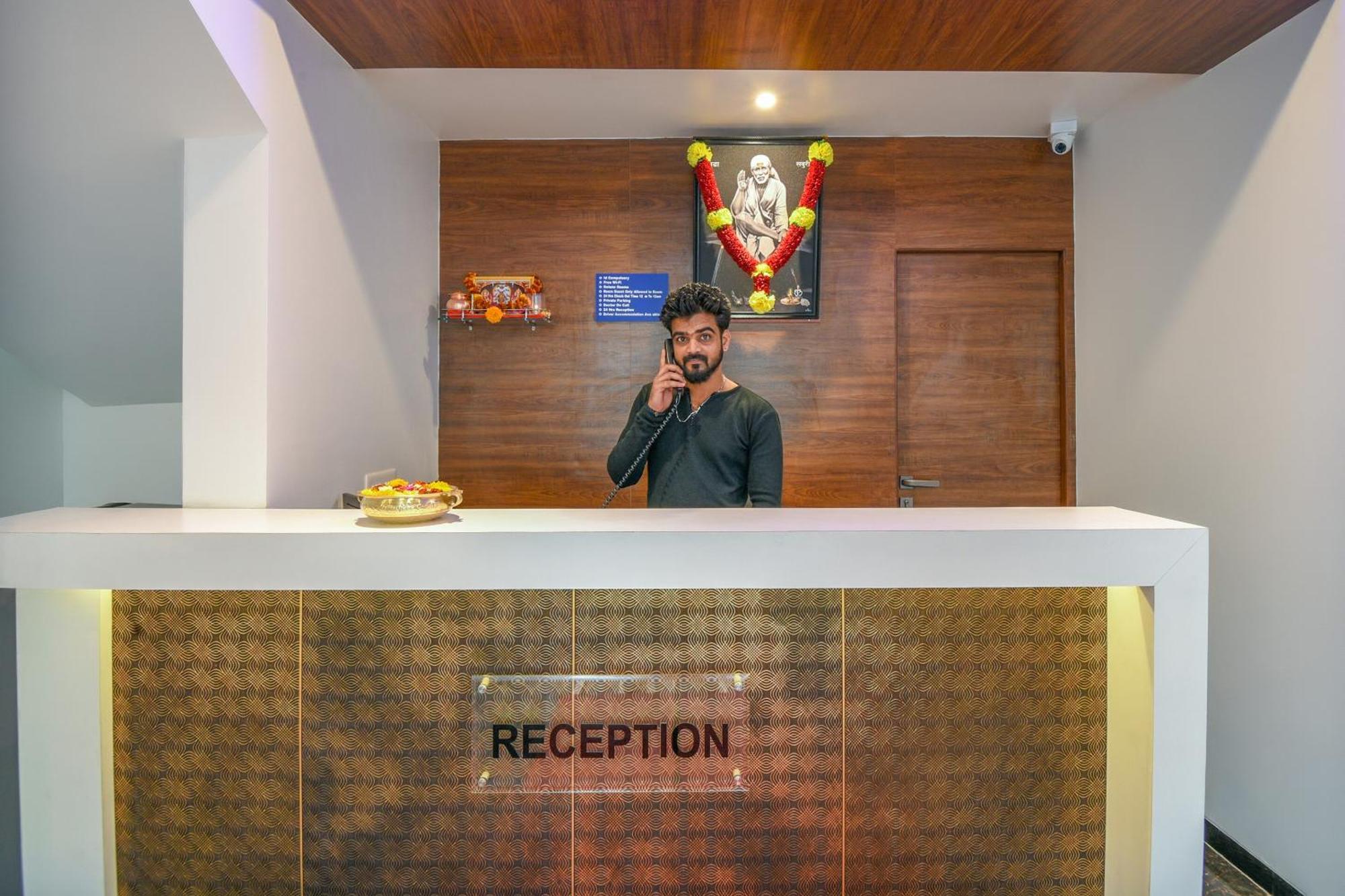 Oyo Flagship Hotel Shreeyash Executive Mangvadi Екстериор снимка